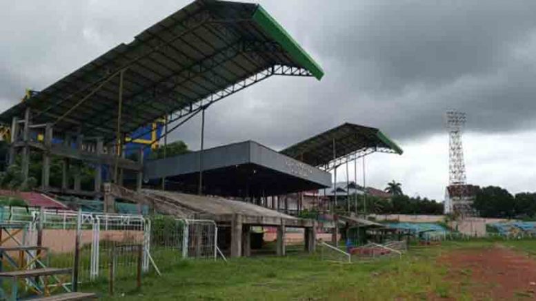 Stadion Gelora Kieraha Ternate Sebelum Renovasi
