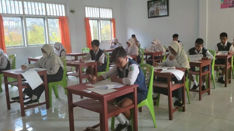 Siswa SMP Islam Yang Ikut Ujian