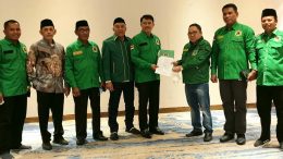 Penyerahan SK DPW PPP Malut