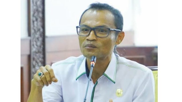 Anggota DPRD Provinsi Malut Abdul Malik Sillia