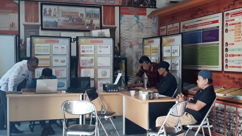 Pengurus PKN Ternate Saat Konsutasi di KPU Ternate