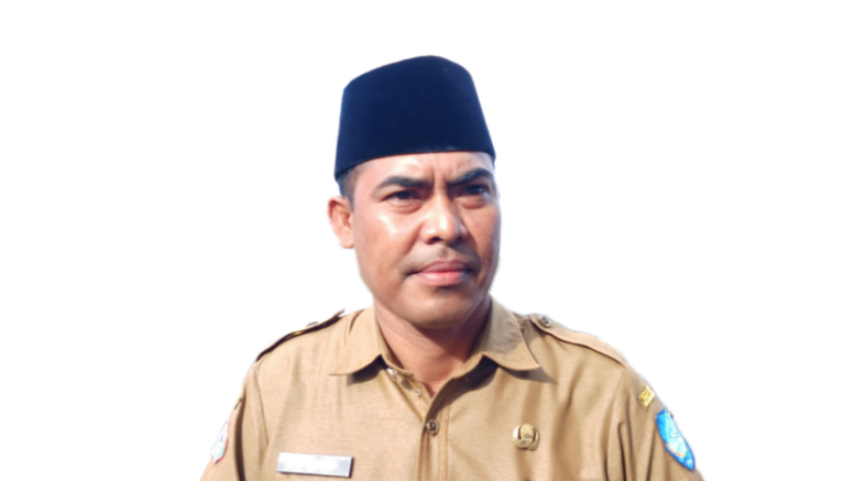 Camat Hiri Irwan Bakar