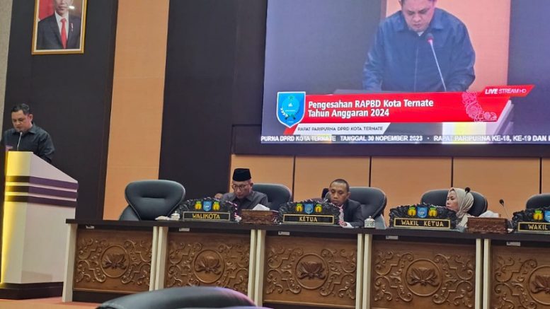 Fachrial Y. Abbas Saat Bacakan Laporan Banggar