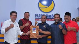 MASI AMAN saat mengembalikan formulir ke Partai NasDem