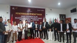 Erwin-Zulkifli Mendaftar ke KPU Ternate