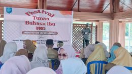 Muslim Gani Saat Menyampaikan Laporan