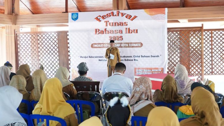 Wakil Wali Kota Ternate Nasri Abubakar Saat Membuka Festival Tunas Bahasa Ibu