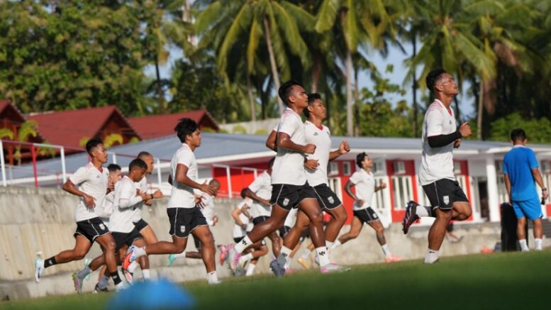 Latihan Perdana di Training Ground Malut United