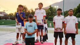 Ketua Pelti Malut Bersama Atlet Tenis