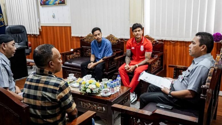 Ciro Alves Saat Melakukan Proses Pindah WNI