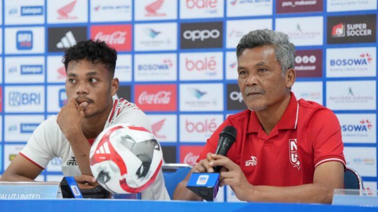 Konferensi Pers Hendri Susilo dan Taufik Rustam