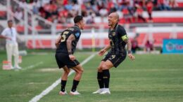 Eksperesi Gustavo Franca Usai Mencetak Gol ke Gawang PSBS Biak