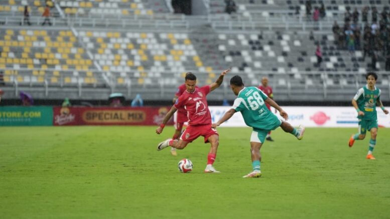 Persebaya vs Malut United