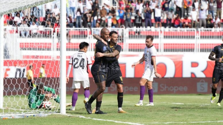 David Da Silva Usai Mencetak Gol