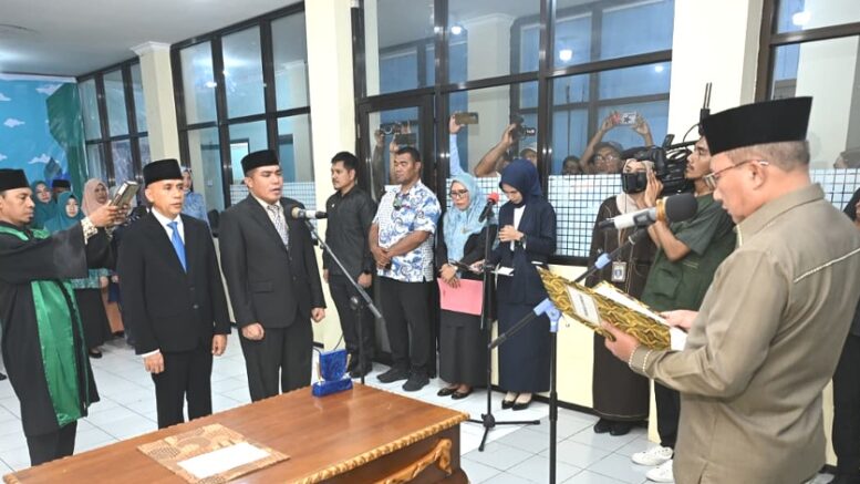 Wali Kota Lantik Firman Mudaffar Sjah dan Samin Marsaoly