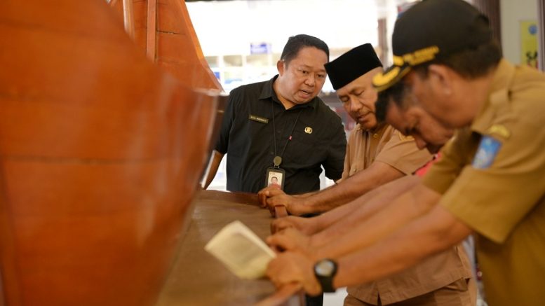 Peninjauan Bandara Babullah